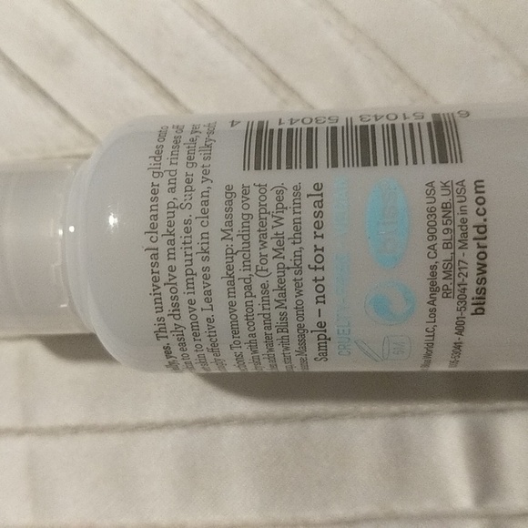 Dry/Wet gentle jelly cleanser - Picture 2 of 2